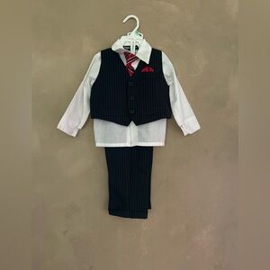 Happy Fella Suit, size 24 Months.